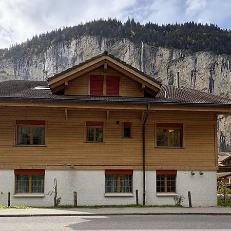 Family Frame Lauterbrunnen