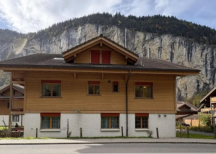 패밀리 프레임 아파트먼트 라우터브루넨